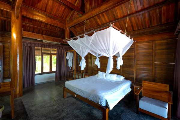 What Are the Most Unexpected Benefits of Camping in the UK for Tourists?